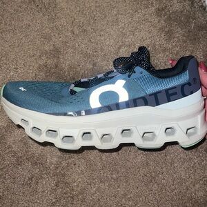 On running cloud monster sneakers